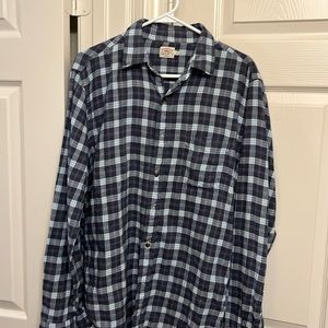 Faherty Men’s long sleeve button up shirt